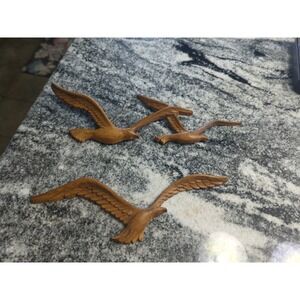 2 Vintage HOMCO Seagulls Faux Wood Wall Art Flying Birds